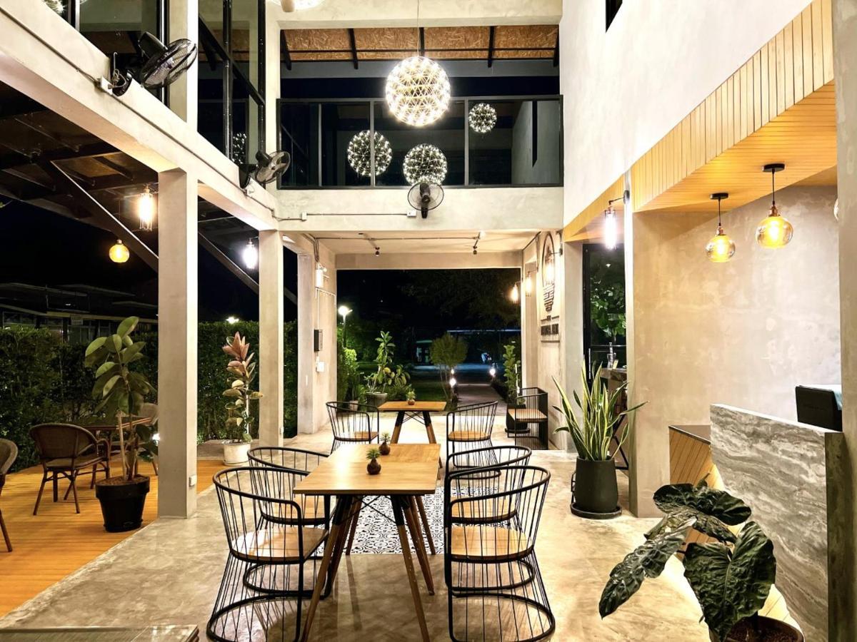 Hotel The Mantra Navi Ko Lanta Exterior foto